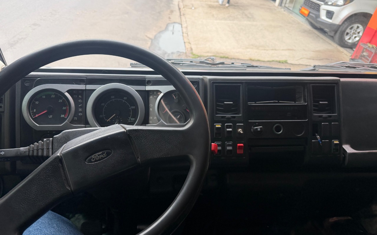 imagem-https://www.socarrao.com.br/sc-vehicle-images-prod/2089401/1781275324277-V2hhdHNBcHAgSW1hZ2UgMjAyNi0wNi0xMiBhdCAxMS4zMi4xOSAoNikuanBlZw.jpeg