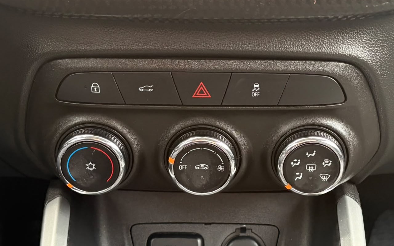 imagem-https://www.socarrao.com.br/sc-vehicle-images-prod/2089616/1781276077161-V2hhdHNBcHAgSW1hZ2UgMjAyNi0wNi0xMiBhdCAxMS4zNy4zNC5qcGVn.jpeg