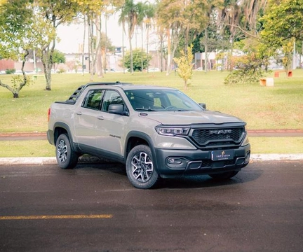 RAM Rampage 2025 Cinza — foto 1 de 3