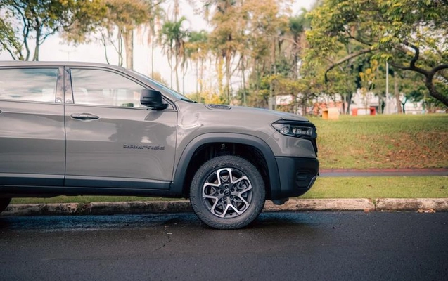 imagem-https://www.socarrao.com.br/sc-vehicle-images-prod/2089733/1781716944855-8127104_3_B_782ae57fdd.jpeg
