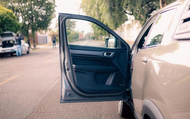 imagem-https://www.socarrao.com.br/sc-vehicle-images-prod/2089733/1781716944862-8127104_3_B_145bbd868c.jpeg