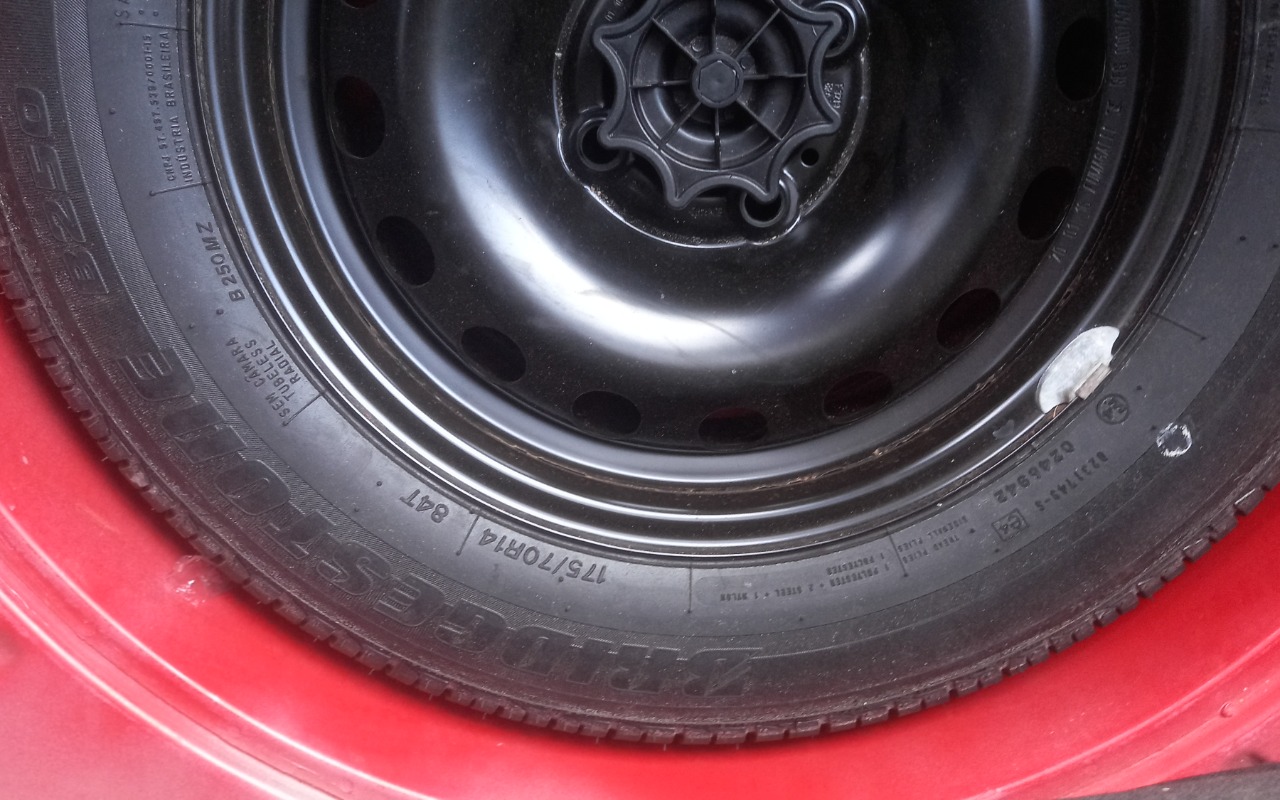 imagem-https://www.socarrao.com.br/sc-vehicle-images-prod/2089739/1781276698474-MjAyNjA0MThfMDcxNzQ0LmpwZw.jpg