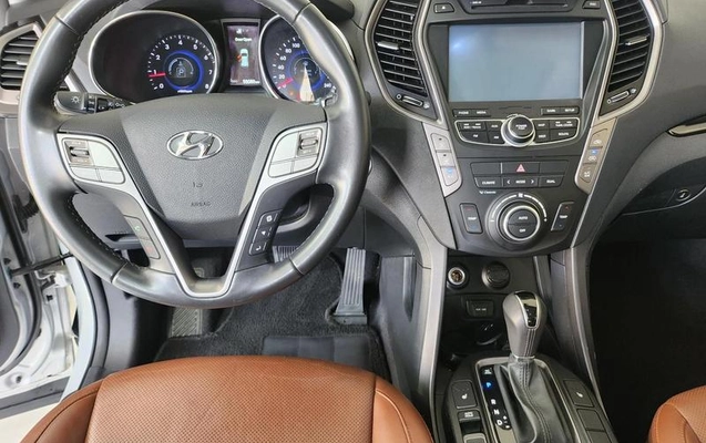 imagem-https://www.socarrao.com.br/sc-vehicle-images-prod/2089881/1787844572356-6290401_13_B_b9380ed766.jpeg