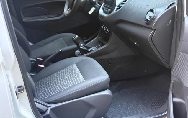 imagem-https://www.socarrao.com.br/sc-vehicle-images-prod/2090164/1790960971634-8047576_13_B_187720196e.jpeg