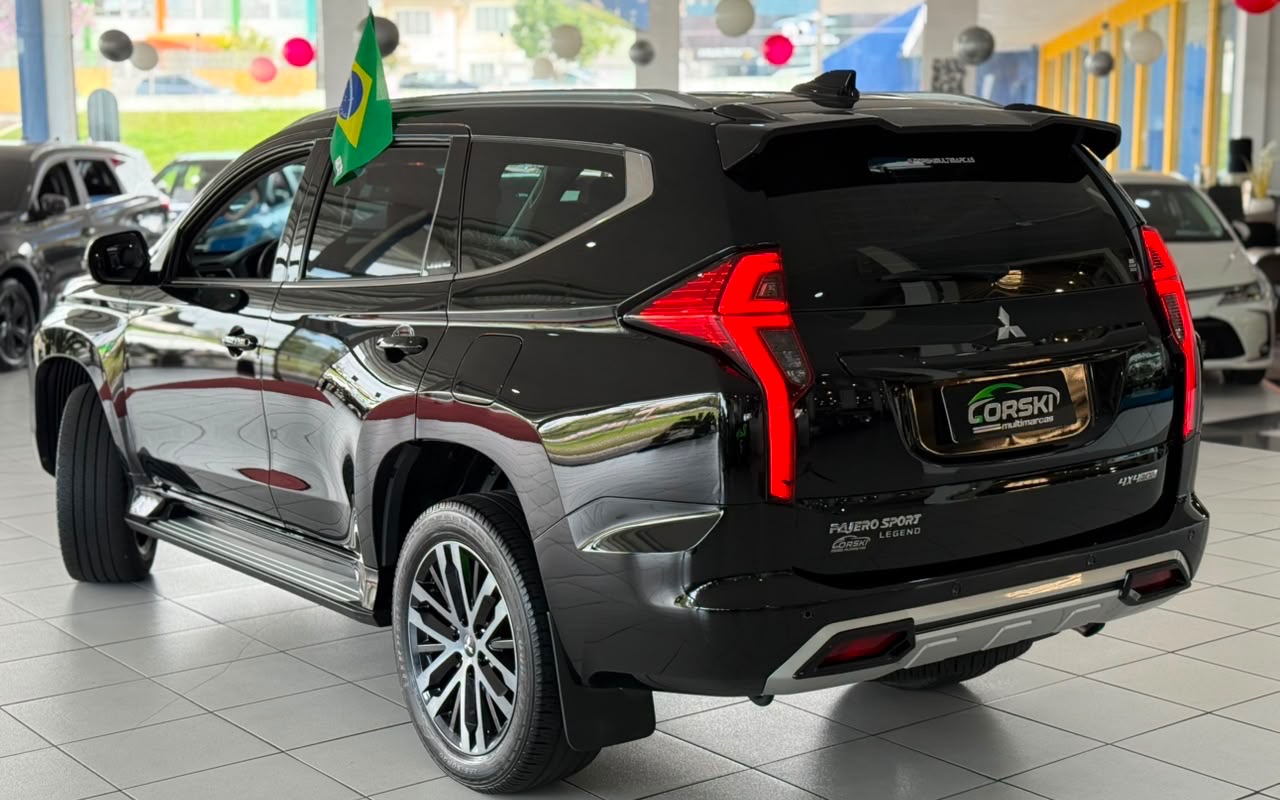 imagem-https://www.socarrao.com.br/sc-vehicle-images-prod/2091568/1781281851533-ZTVhN2E0YzMtZDVlNC00M2I1LWIzZjYtNzQ3NTc0NmJmYWZmLmpwZWc.jpeg
