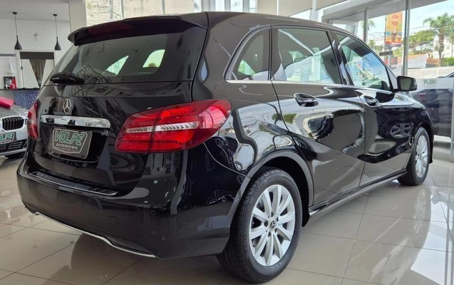 imagem-https://www.socarrao.com.br/sc-vehicle-images-prod/2092281/1786389523345-8181024_6_B_e432c45391.jpeg