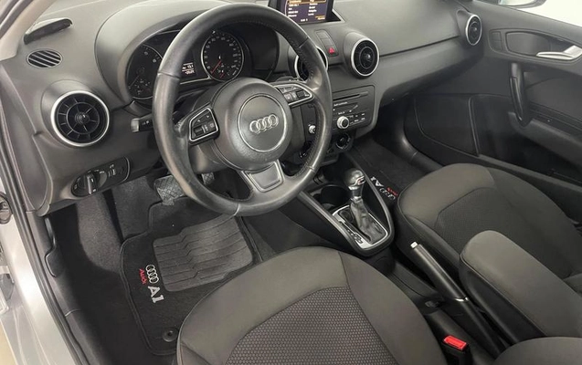 imagem-https://www.socarrao.com.br/sc-vehicle-images-prod/2092564/1788465826574-8165121_18_B_52af513bbc.jpeg