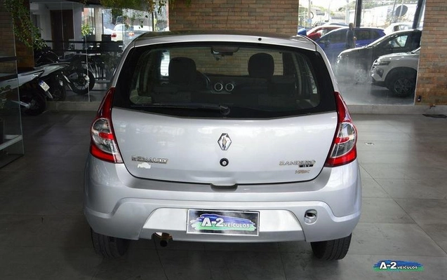 imagem-https://www.socarrao.com.br/sc-vehicle-images-prod/2092567/1786727830381-8181718_9_B_d866c43793.jpeg