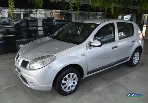 Renault Sandero 2011 Prata — foto 1 de 3