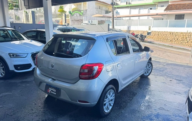 imagem-https://www.socarrao.com.br/sc-vehicle-images-prod/2092576/1782769652600-gb-a477baa.jpeg