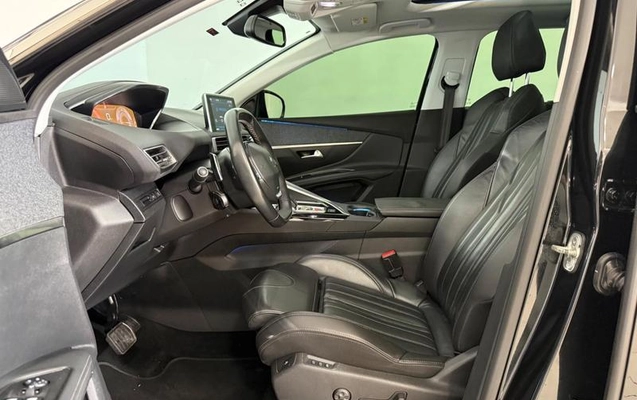 imagem-https://www.socarrao.com.br/sc-vehicle-images-prod/2092586/1789395445471-8174628_13_B_8a673ba080.jpeg