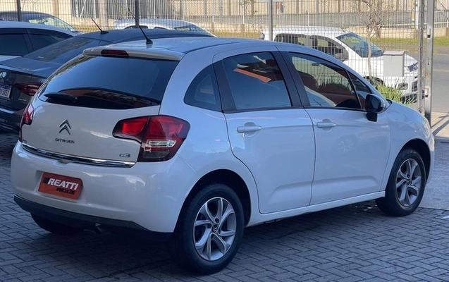 imagem-https://www.socarrao.com.br/sc-vehicle-images-prod/2092976/1784213379643-8175047_6_B_d21eaca8a9.jpeg