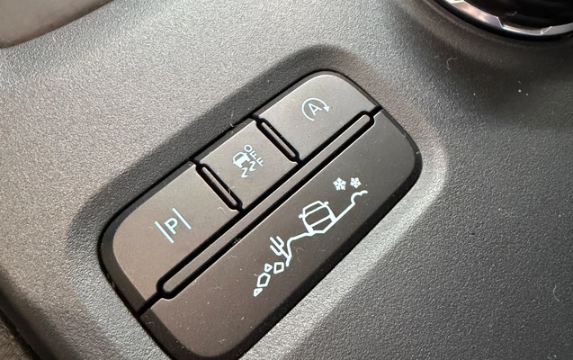 imagem-https://www.socarrao.com.br/sc-vehicle-images-prod/2093101/1789568162085-9d951027-6384-4261-902a-aa9126aa6eb9.jpg