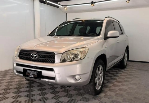 Toyota RAV4 2008 Prata — foto 1 de 3