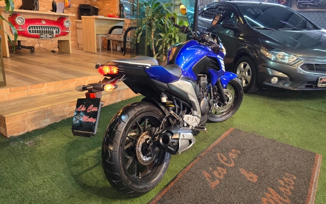 imagem-https://www.socarrao.com.br/sc-vehicle-images-prod/2093335/1781287060367-h9xlint6BH29xiSCHKgQVJJA1pXfASjw.jpg