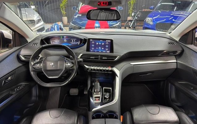 imagem-https://www.socarrao.com.br/sc-vehicle-images-prod/2093353/1781287279522-8153800_14_B_e558fe50a1.jpeg