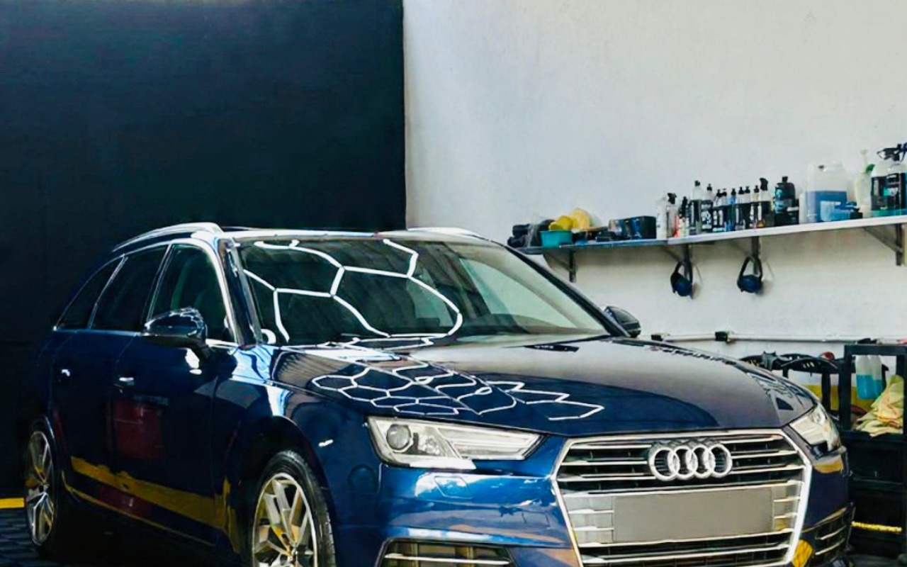 Audi A4 2017 Azul — foto 1 de 3