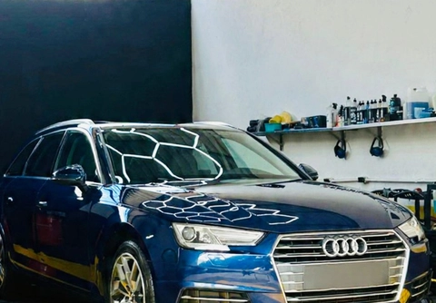 Audi A4 2017 Azul — foto 1 de 3