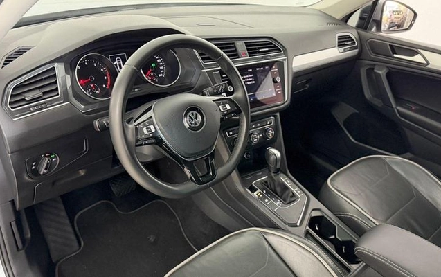 imagem-https://www.socarrao.com.br/sc-vehicle-images-prod/2093680/1788467005422-8182000_3_B_99aa227b45.jpeg