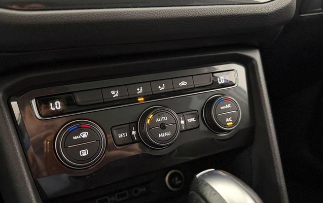 imagem-https://www.socarrao.com.br/sc-vehicle-images-prod/2093680/1788467005447-8182000_19_B_c8819c7cf8.jpeg