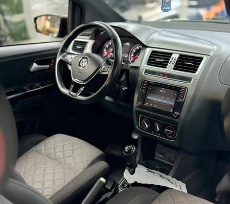 imagem-https://www.socarrao.com.br/sc-vehicle-images-prod/2093815/1786035786630-8176968_7_B_5880d74479.jpeg