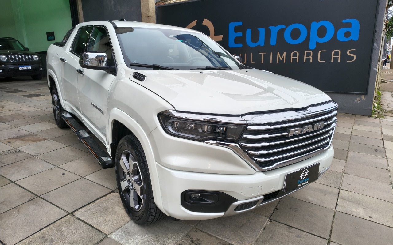 RAM Rampage LARAMIE 2.0 TB CD 4X4 Die. Aut. na cor Branco no Porto Alegre / RS - 2093941
