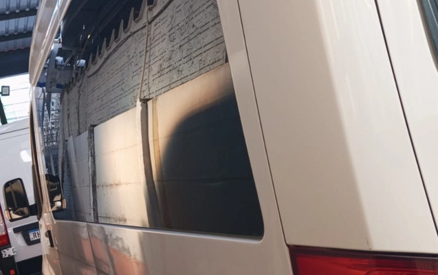 imagem-https://www.socarrao.com.br/sc-vehicle-images-prod/2094201/1781289378496-NjY0MjU5OTMtYzNmYi00NmEwLWE0MzUtMGI4OWM3NmEwYTA2LmpwZw.jpg