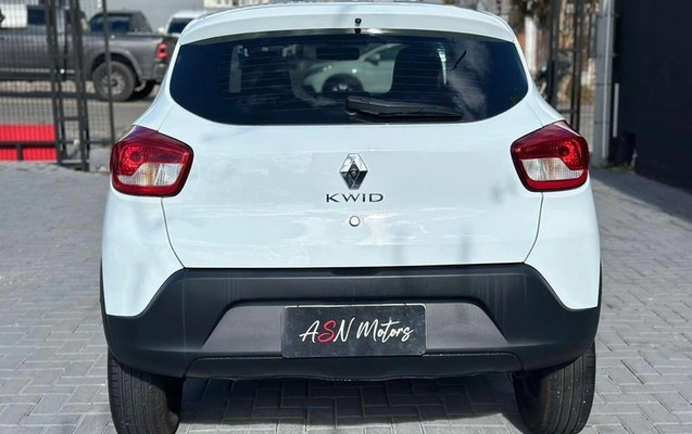 imagem-https://www.socarrao.com.br/sc-vehicle-images-prod/2094987/1789417879875-8177286_1_B_f27cbaa665.jpeg