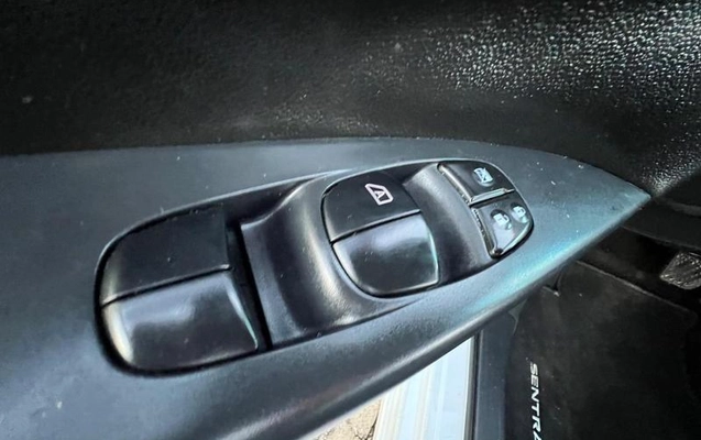 imagem-https://www.socarrao.com.br/sc-vehicle-images-prod/2095626/1789046017525-8182747_15_B_b3fcd0f882.jpeg