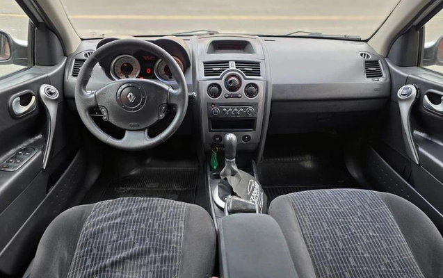 imagem-https://www.socarrao.com.br/sc-vehicle-images-prod/2095922/1788629112829-8125647_6_B_66a8207dbc.jpeg