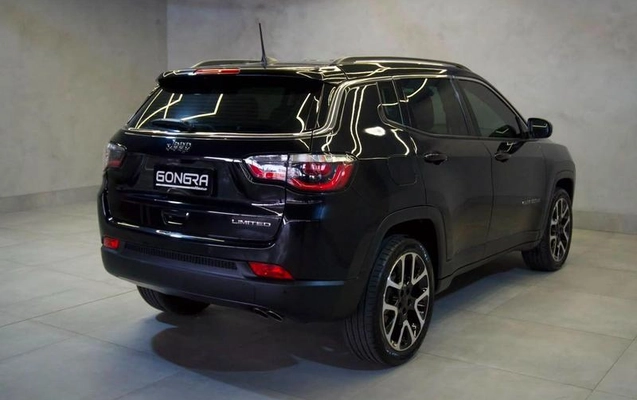 imagem-https://www.socarrao.com.br/sc-vehicle-images-prod/2096199/1791207718254-8183023_1_B_19436797eb.jpeg