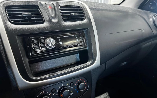 imagem-https://www.socarrao.com.br/sc-vehicle-images-prod/2096642/1790712468693-8183160_12_B_e0fa639ae9.jpeg