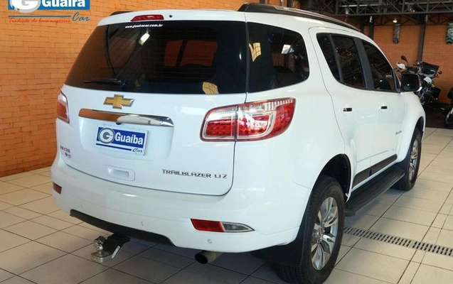 imagem-https://www.socarrao.com.br/sc-vehicle-images-prod/2096660/1789567885452-8179285_1_B_5a2880bb38.jpeg