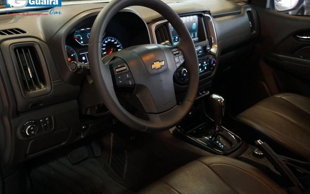 imagem-https://www.socarrao.com.br/sc-vehicle-images-prod/2096660/1789567885465-8179285_17_B_fb7d596847.jpeg