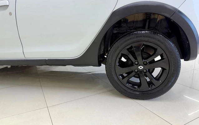imagem-https://www.socarrao.com.br/sc-vehicle-images-prod/2096925/1792669373981-8183236_11_B_43fab5849c.jpeg