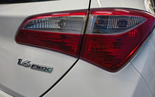 imagem-https://www.socarrao.com.br/sc-vehicle-images-prod/2097411/1789047863700-8135954_0_B_cea1a04f03.jpeg