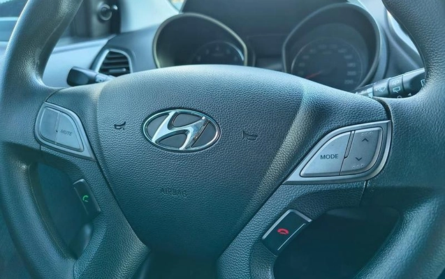 imagem-https://www.socarrao.com.br/sc-vehicle-images-prod/2097411/1789047863705-8135954_9_B_a9193d5acb.jpeg