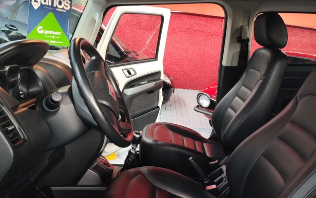 imagem-https://www.socarrao.com.br/sc-vehicle-images-prod/2097710/1781300456748-V2hhdHNBcHAgSW1hZ2UgMjAyNi0wNi0xMiBhdCAxOC4yMC41NyAoMykuanBlZw.jpeg