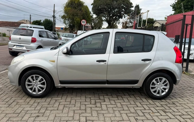 imagem-https://www.socarrao.com.br/sc-vehicle-images-prod/2098759/1781304816087-V2hhdHNBcHAgSW1hZ2UgMjAyNi0wNi0xMiBhdCAwOS4xMS4zNCAoMikuanBlZw.jpeg