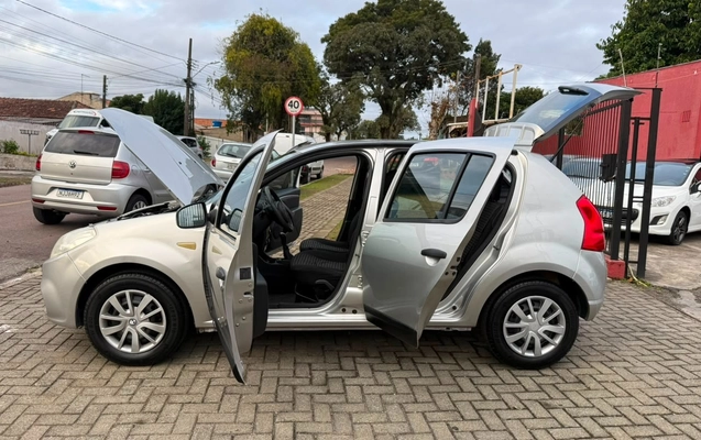imagem-https://www.socarrao.com.br/sc-vehicle-images-prod/2098759/1781304817053-V2hhdHNBcHAgSW1hZ2UgMjAyNi0wNi0xMiBhdCAwOS4xMS4zNy5qcGVn.jpeg