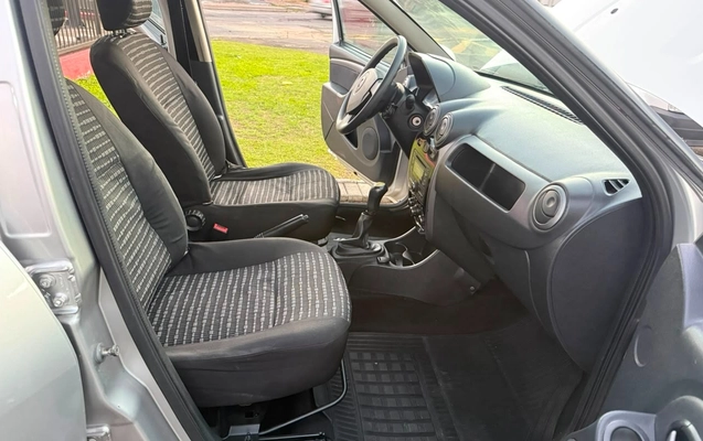 imagem-https://www.socarrao.com.br/sc-vehicle-images-prod/2098759/1781304817261-V2hhdHNBcHAgSW1hZ2UgMjAyNi0wNi0xMiBhdCAxOS4yNC4wNy5qcGVn.jpeg
