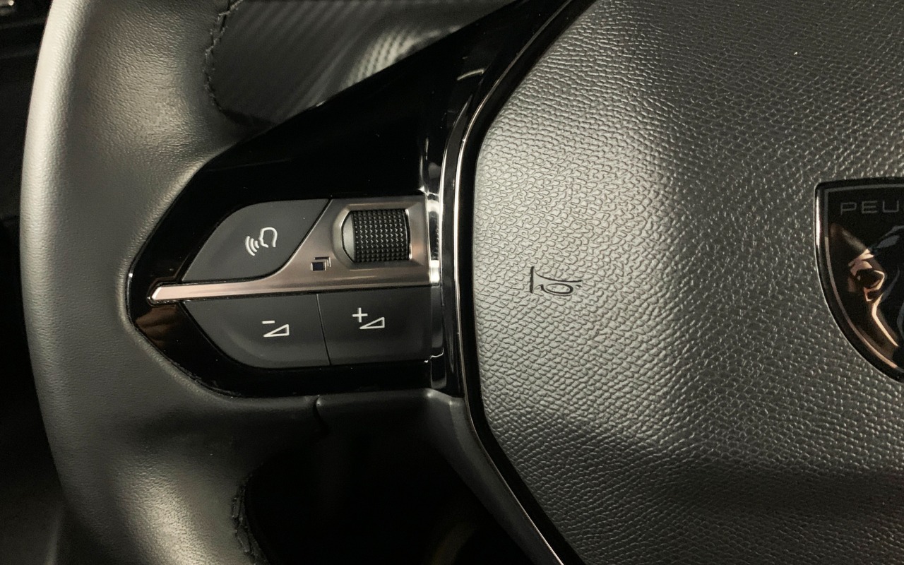 imagem-https://www.socarrao.com.br/sc-vehicle-images-prod/2102408/1781319097681-MDExLmpwZw.jpg