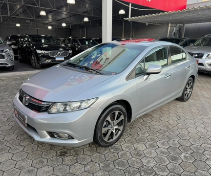 Honda Civic 2012 Prata — foto 1 de 3