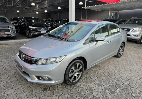 Honda Civic 2012 Prata — foto 1 de 3