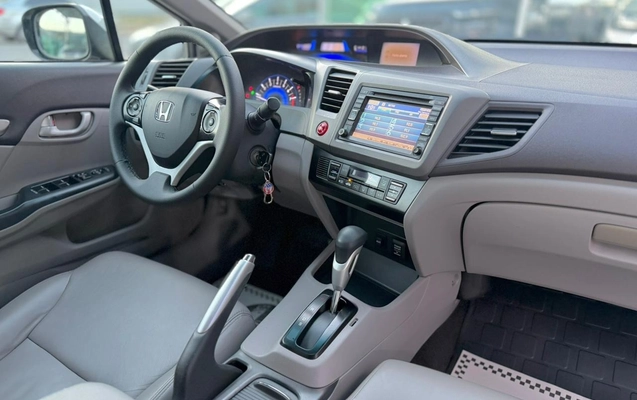 imagem-https://www.socarrao.com.br/sc-vehicle-images-prod/2109114/1781350454216-0fdcbc68-79cc-46a4-aa8b-a289063bbb8a.jpg