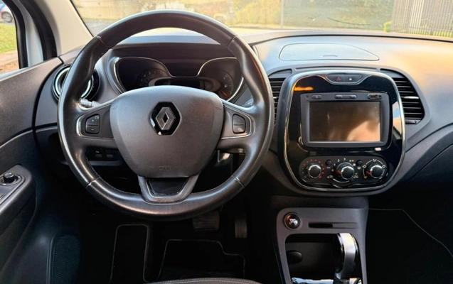 imagem-https://www.socarrao.com.br/sc-vehicle-images-prod/2109264/1781353981255-9_093203.jpg