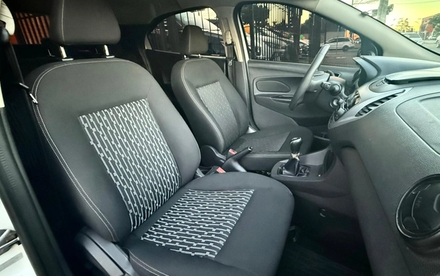 imagem-https://www.socarrao.com.br/sc-vehicle-images-prod/2109293/1781354734833-V2hhdHNBcHAgSW1hZ2UgMjAyNi0wNi0xMyBhdCAwOC40OC4wNi5qcGVn.jpeg
