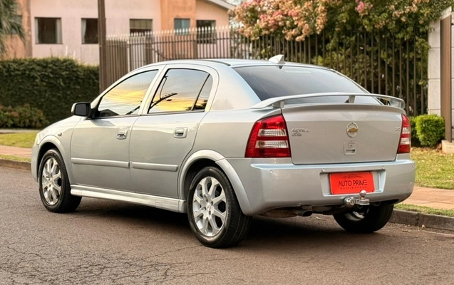 imagem-https://www.socarrao.com.br/sc-vehicle-images-prod/2109322/1781355194404-2_095242.jpg