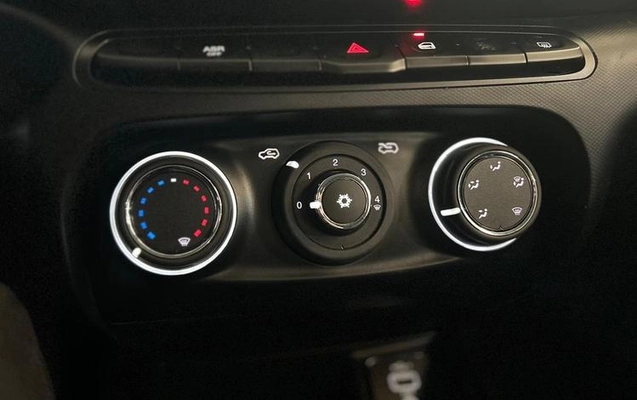 imagem-https://www.socarrao.com.br/sc-vehicle-images-prod/2109337/1789486150155-8182127_4_B_678cd1d75a.jpeg