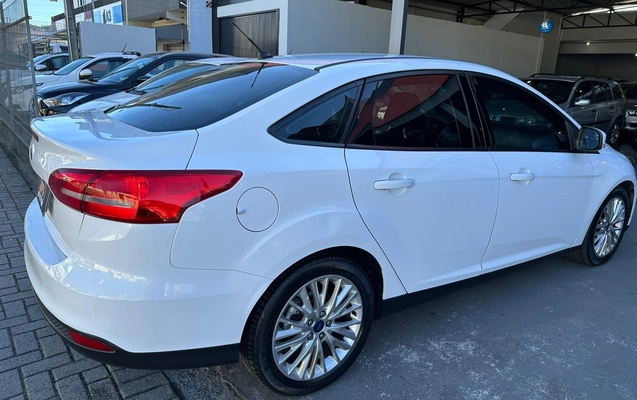 imagem-https://www.socarrao.com.br/sc-vehicle-images-prod/2109352/1788357672412-9912d57fa46440e1bc1ca5a2d35b7b03_1781355420178.jpg